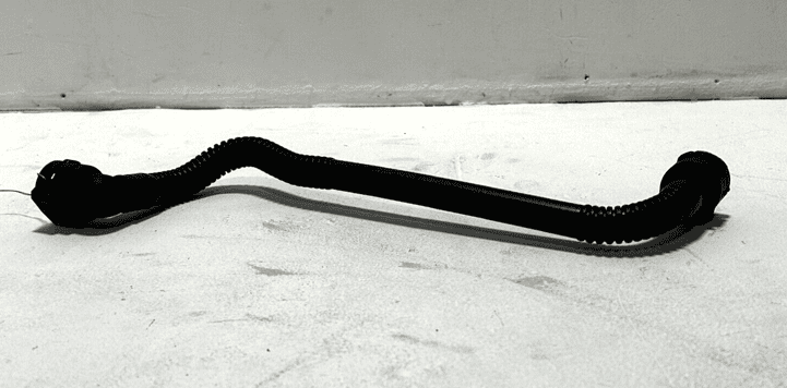 2014-2020 MERCEDES W222 S550 ENGINE RADIATOR FILLING COOLING HOSE PIPE OEM