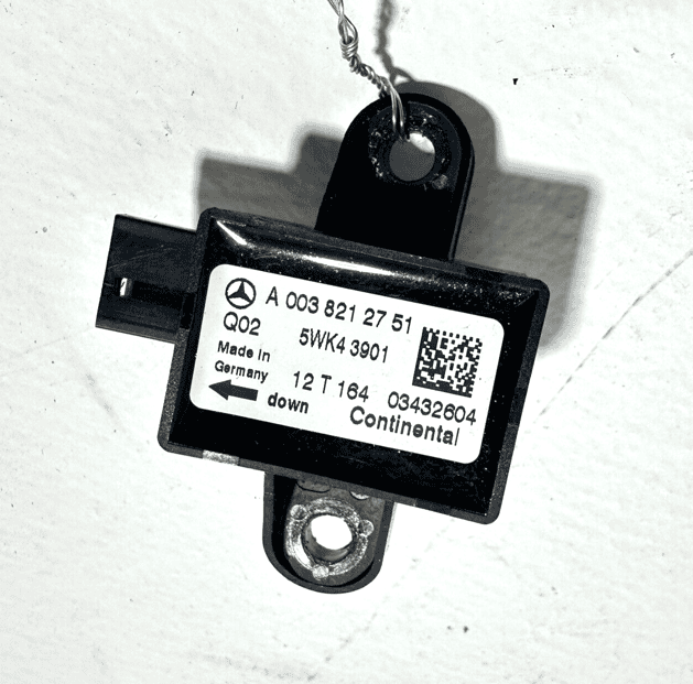 2007-2013 MERCEDES S550 W221 FRONT OR REAR DOOR IMPACT CRASH SENSOR 1PCS OEM