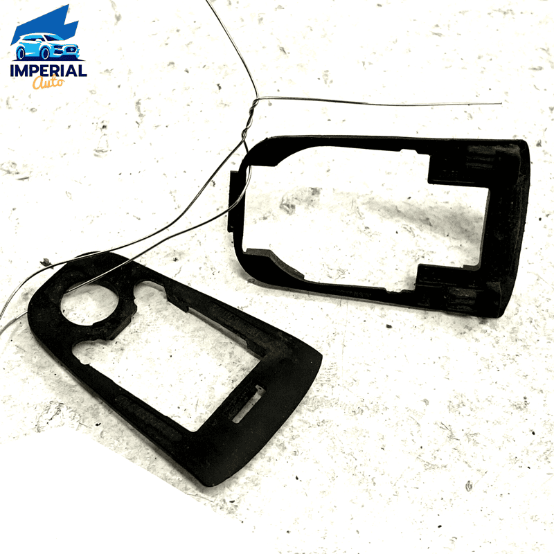15-18 AUDI Q3 FRONT RIGHT DOOR OUTSIDE GASKET KIT 8T0837211 8T0837209