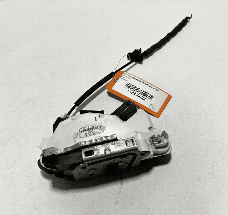 2017-2018 VOLKSWAGEN PASSAT S FRONT LEFT DOOR LATCH LOCK ACTUATOR OEM