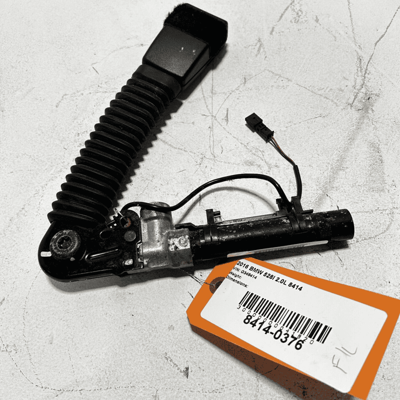 2014-2015-2016 BMW 528I Front Left Driver Side Seatbelt Buckle OEM