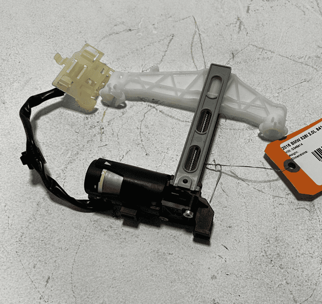 2011-12-13-14-15-2016 BMW 528i SEAT HEADREST ADJUST MOTOR  FRONT LEFT/RIGHT OEM