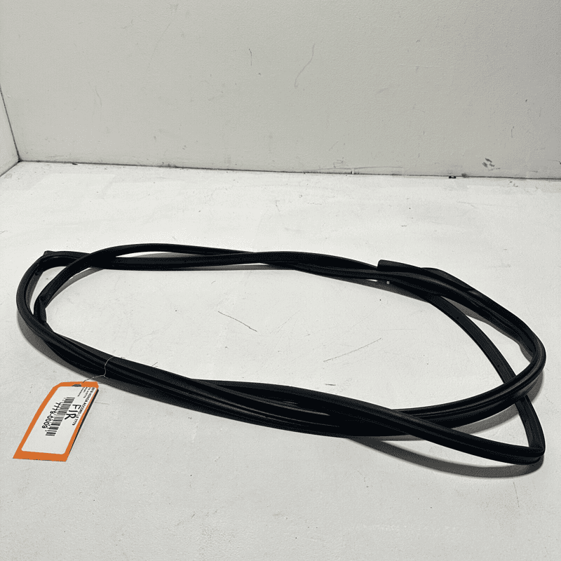 HONDA ACCORD 2018-2020 FRONT PASSENGER DOOR WINDOW OPENING SEAL WEATHERSTRIP OEM