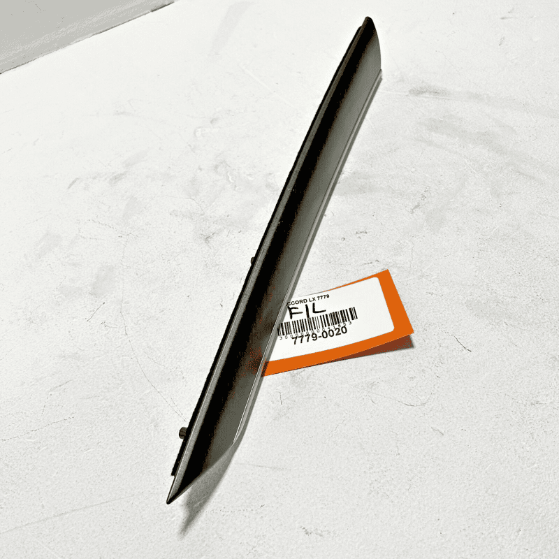 18-20 HONDA ACCORD LX FRONT LEFT DRIVER DOOR UPPER PART ORNAMENT PANEL TRIM OEM