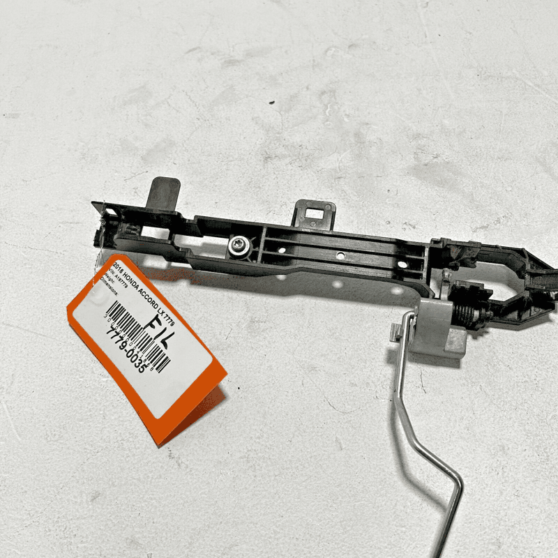 2018-2020 HONDA ACCORD LX SPORT FRONT DRIVER SIDE EXTERIOR DOOR HANDLE BASE OEM