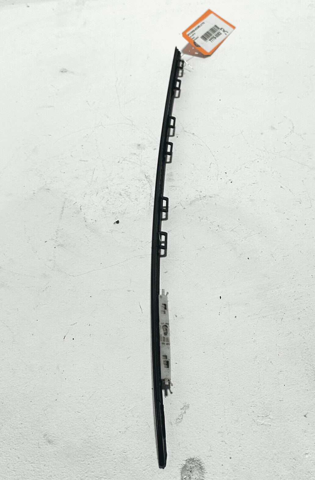 2018-2020 HONDA ACCORD LX WINDSHIELD A PILLAR DRIP SEAL MOLDING RIGHT SIDE OEM