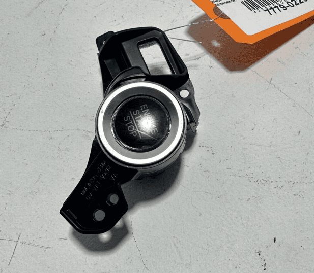 2018-2020 HONDA ACCORD LX ENGINE IGNITION START STOP SWITCH BUTTON & BRACK OEM