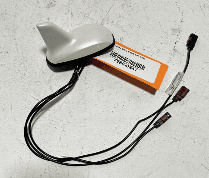 2007-2013 Mercedes Benz S550 Top Roof Shark Fin Radio Antenna OEM