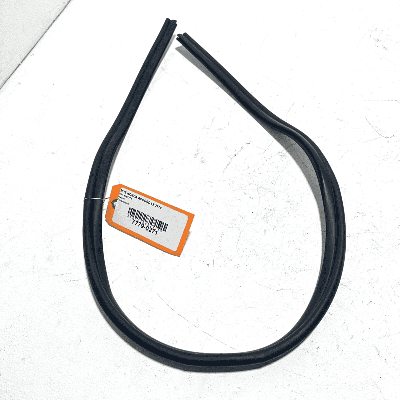 2018-2020 HONDA ACCORD HOOD BONNET REARWARD WEATHERSTRIP SEAL OEM
