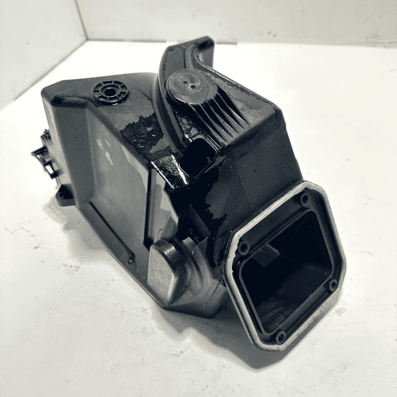 Engine Compartment Fuse Relay Box Housing Cover Mercedes-Benz S550 2007-2013 OEM