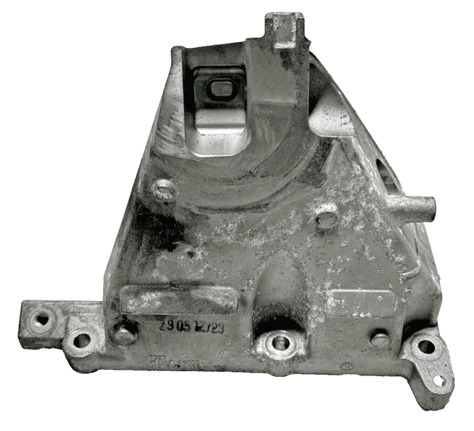 2012-2013 Mercedes W221 S550 4.7L Engine Left Driver Side Mount Bracket OEM