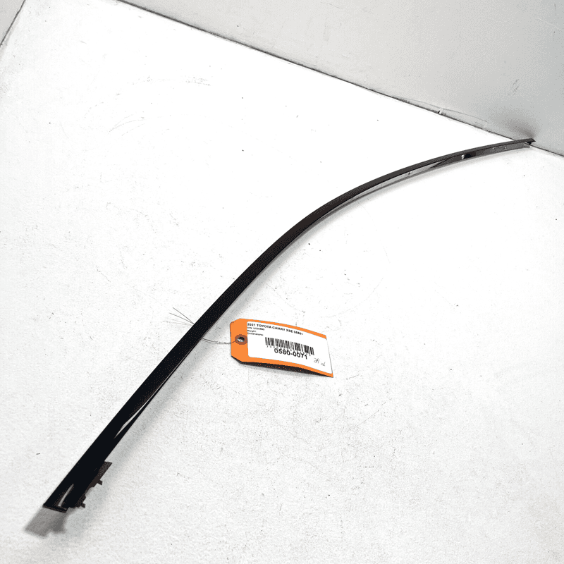Front Right Passenger Side Door Window Upper Molding Toyota Camry 2018-2023 OEM