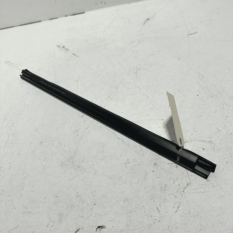 2009-2015 BMW 750 LI FRONT LEFT DRIVER DOOR WINDOW INNER WEATHERSTRIP SEAL OEM