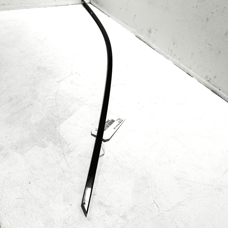 BMW 750LI 09-15 F01 F02 FRONT PASSENGER SIDE DOOR WINDOW FRAME UPPER MOLDING OEM