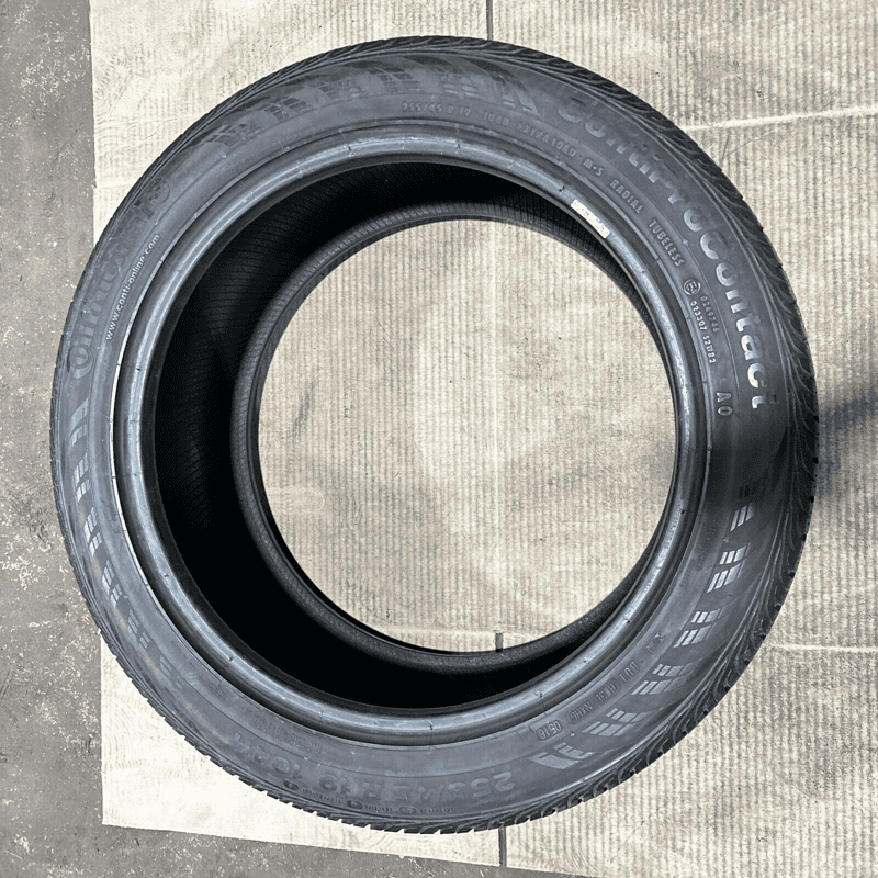 Continental Pro Contact 255 / 45 R19 104H OEM Year 2018 4/32 
