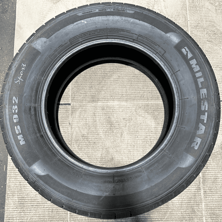 USED Milestar MS 932 Sport 255/65 R18 111T Tire  M+S  7/32