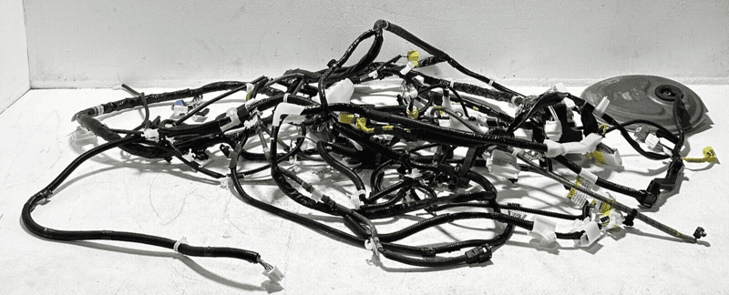 2018 Toyota Camry XLE Wire Harness, Main Body Cab Floor Wiring, Right OEM