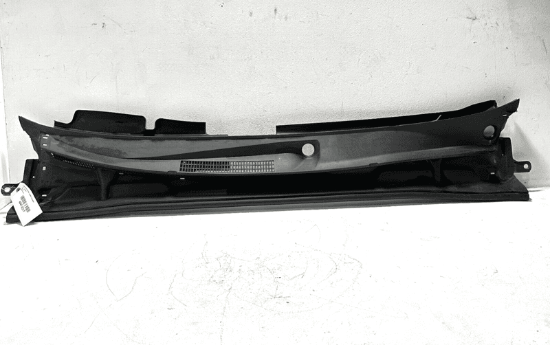 2018-24 TOYOTA CAMRY XLE WINDSHIELD WIPER COWL VENT GRILLE PANEL COVER TRIM OEM