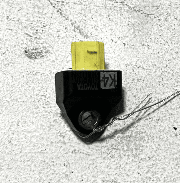 2018-2022 TOYOTA CAMRY XLE IMPACT PRESSURE FRONT LEFT OR RIGHT SENSOR OEM