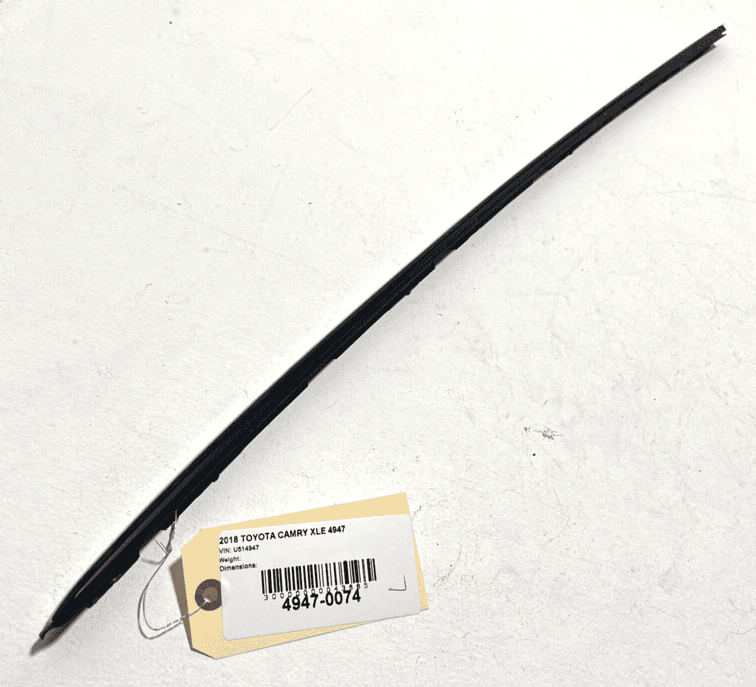 2018-2024 TOYOTA CAMRY FRONT LEFT SIDE A PILLAR WINDSHIELD REVEAL MOLDING OEM