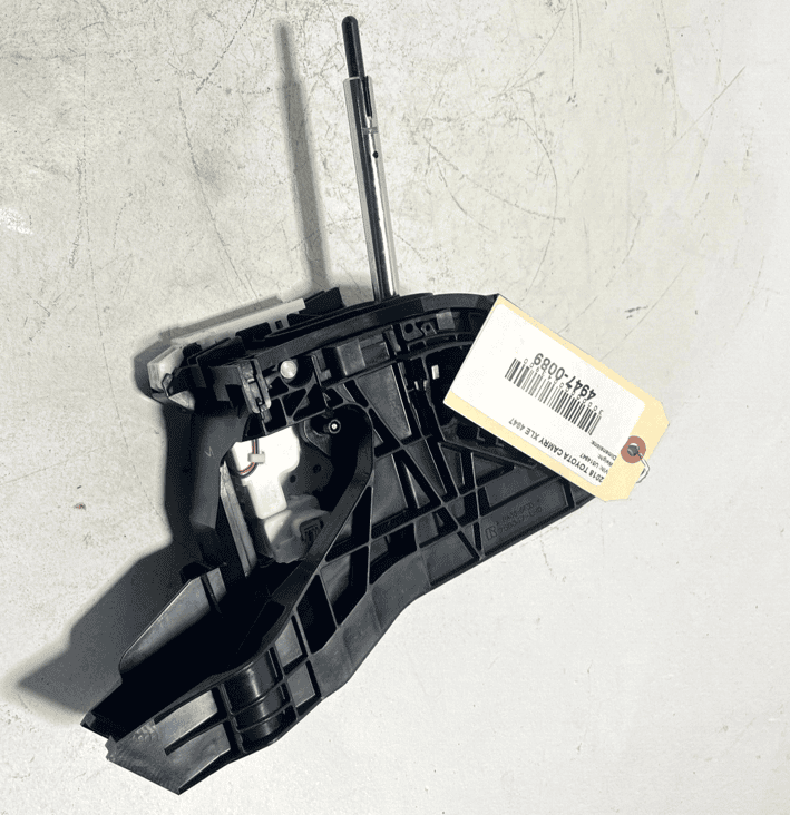 2018-2024 TOYOTA CAMRY XLE TRANSMISSION SHIFT SHIFTER GEAR SELECTOR LEVER OEM