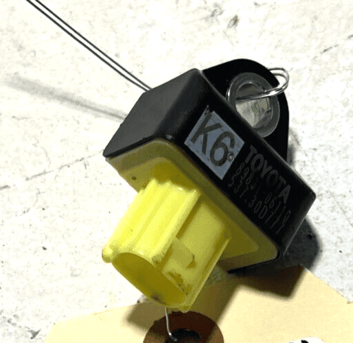 18-24 TOYOTA CAMRY IMPACT CRASH SENSOR CENTER REAR / RIGHT OR LEFT SIDE OEM 1PCS