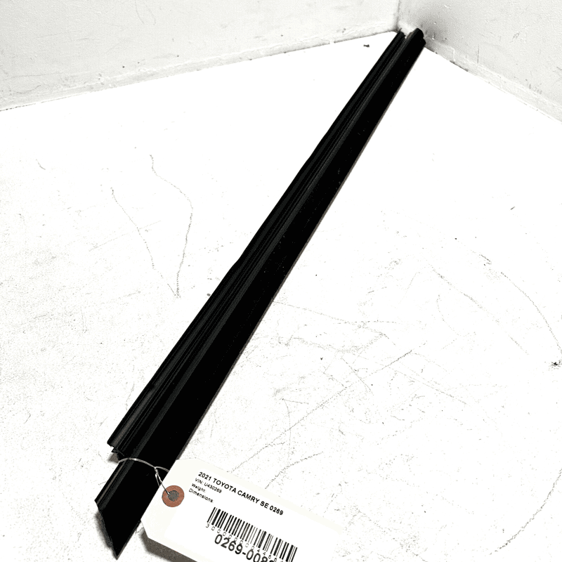 2020-2024 TOYOTA CAMRY FRONT LEFT DOOR WINDOW INNER WEATHERSTRIP SEAL OEM