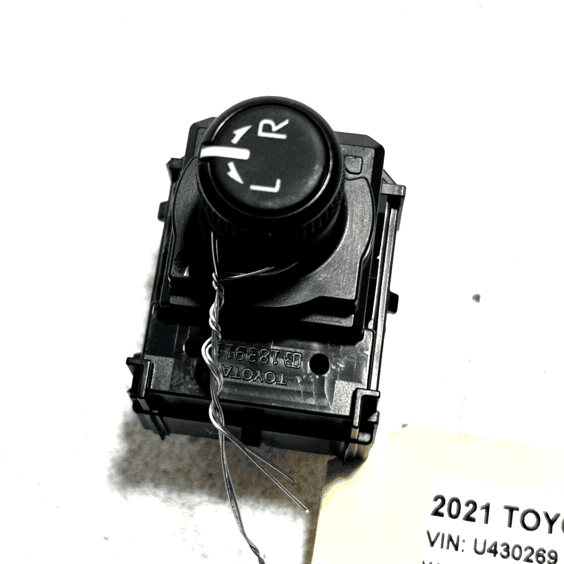 2018-2024 TOYOTA CAMRY FRONT DRIVER SIDE DOOR OUTER MIRROR CONTROL SWITCH OEM