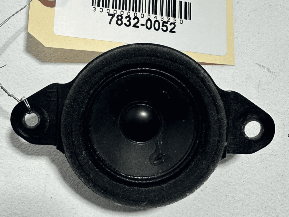 2012-2024 TOYOTA CAMRY LE FRONT LEFT OR RIGHT SIDE TWEETER SPEAKER OEM