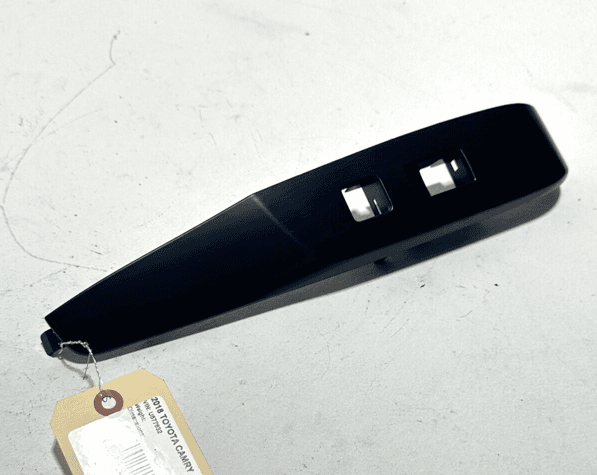 2018 - 2020 TOYOTA CAMRY DOOR SWITCH PANEL TRIM MOLDING FRONT PASSENGER SIDE OEM