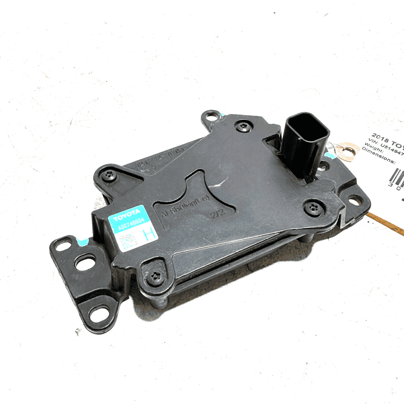 Toyota Camry XSE SE XLE LE 2018-2019 Front Cruise Control Distance Sensor OEM