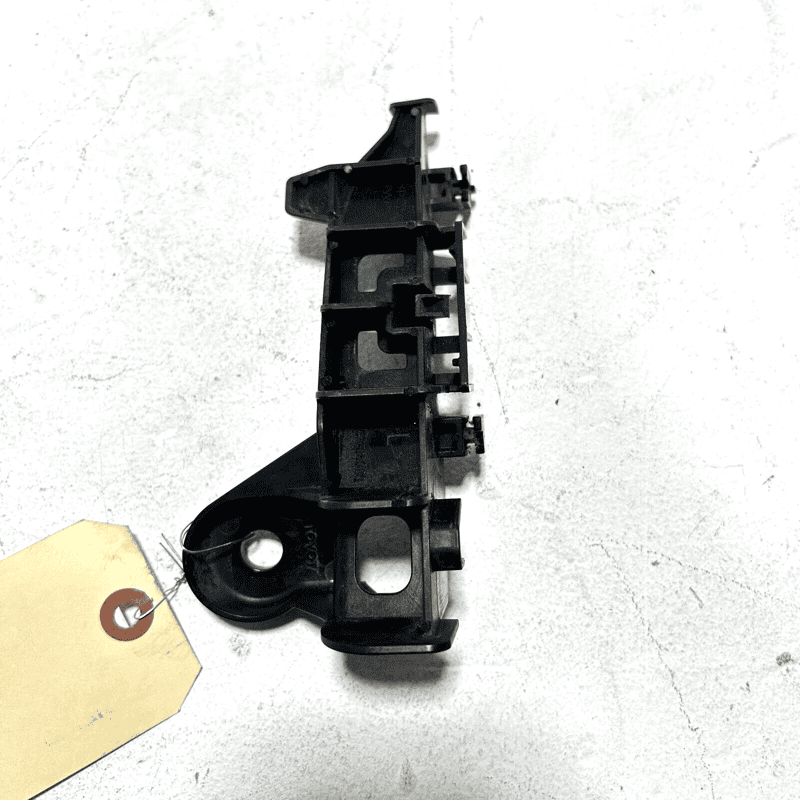 2018-2023 TOYOTA CAMRY REAR LEFT DRIVER SIDE TAILLIGHT MOUNT BRACKET SUPPORT OEM