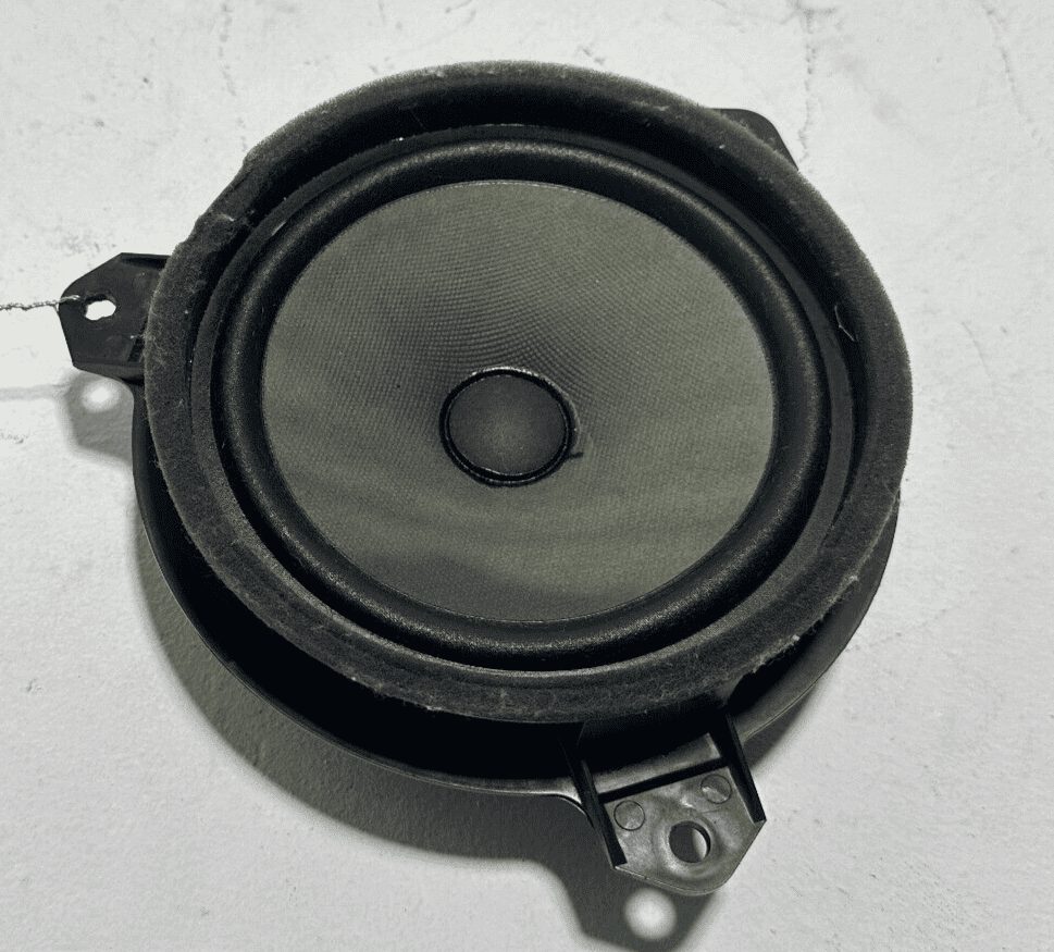 2018 TOYOTA CAMRY LE DOOR AUDIO SOUND SPEAKER REAR RIGHT OR LEFT SIDE OEM