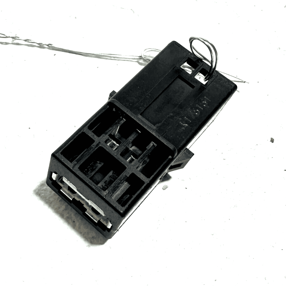 2013-2021 HONDA PILOT CENTER CONSOLE USB PORT ADAPTER ASSEMBLY OEM