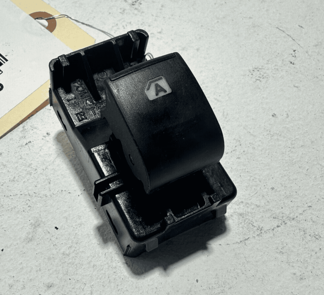 2015-2021 TOYOTA CAMRY REAR OR FRONT RIGHTOR LEFT SIDE DOOR WINDOW SWITCH OEM