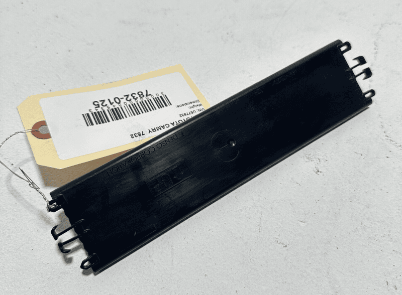 18-24 Toyota Camry Highlander AC Air Filter Plate Cover Plastic Bezel Trim OEM