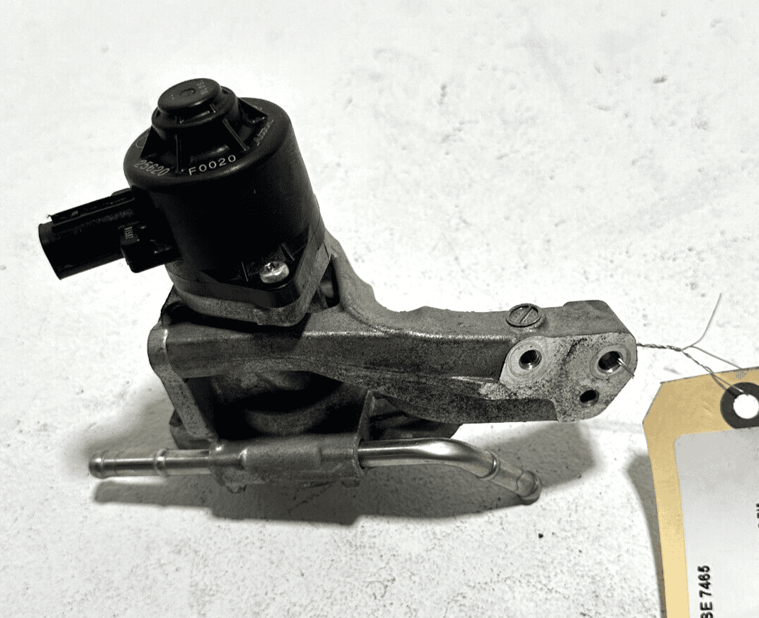 Engine Motor Exhaust EGR Valve Toyota Camry 2018-2021 OEM