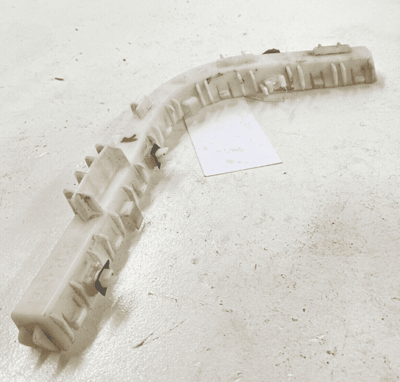 2010-2013 Kia Forte Rear Bumper RH Right Side Retainer Bracket 866141M000 O