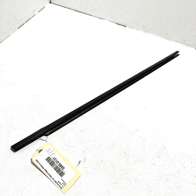 2018-2020 ACURA TLX FRONT PASSENGER DOOR WINDOW WHEATHERSTRIP BELT MOLDING OEM