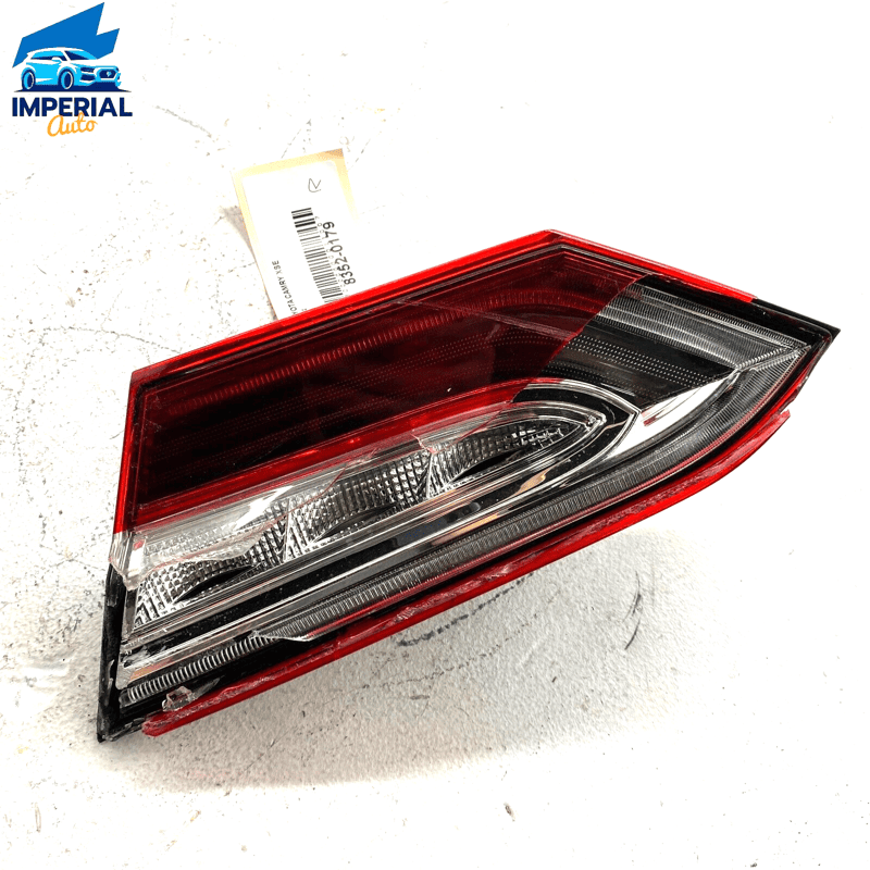 DEFECT 18-20 Toyota Camry Rear Passenger Side Inner TailLight Lamp Assembly