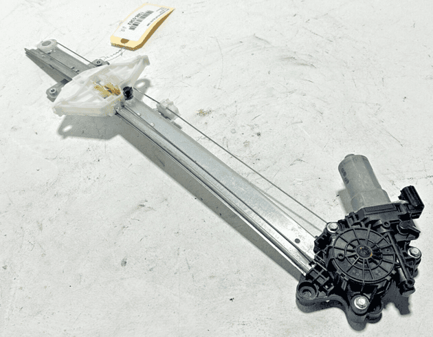 16-22 Honda Pilot Passport Rear Passenger Side Door Window Regulator & Motor OEM