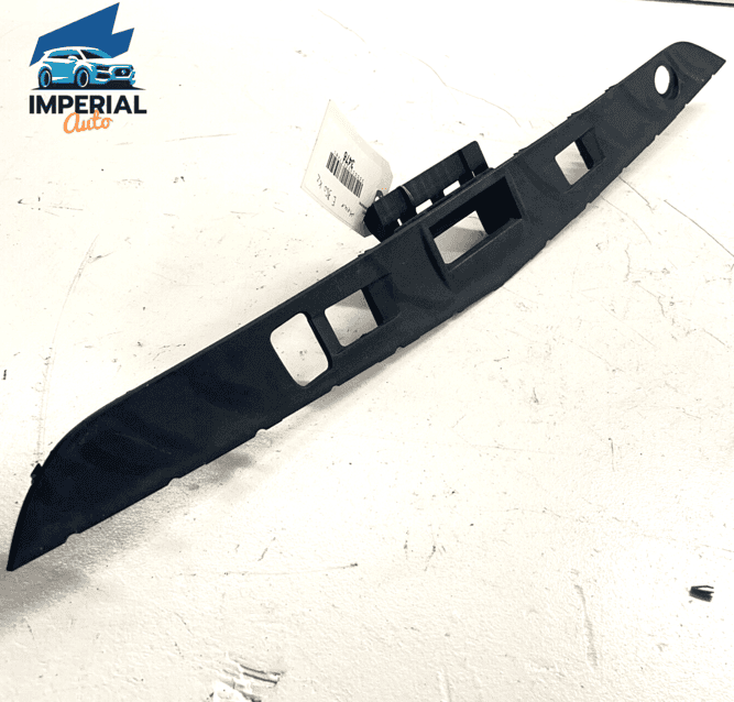 2010-2012 MERCEDES W212 E350 REAR TAILGATE TRUNK LID HANDLE TRIM COVER OEM