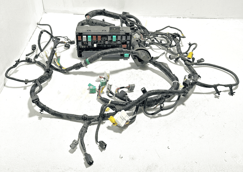 2017-2018 Acura MDX 3.5L Passenger Side Headlight Wiring Harness & Fuse Box OEM 2017-2018 Acura MDX 3.5L Passenger Side Headlight Wiring Harness & Fuse Box OEM