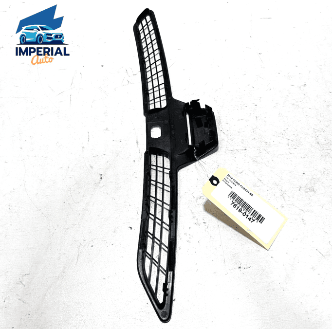 2017-20 FORD FUSION DASHBOARD CENTER DEFROSTER VENT GRILLE COVER TRIM PANEL