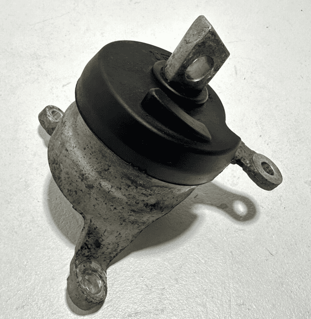 2016-2022 HONDA PILOT EX-L ENGINE RIGHT SIDE MOTOR MOUNT BRACKET SUPPORT OEM