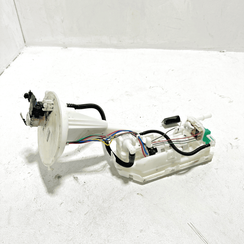 Fuel Gas Tank Pump Sending Unit Toyota Camry 2021-2024 OEM