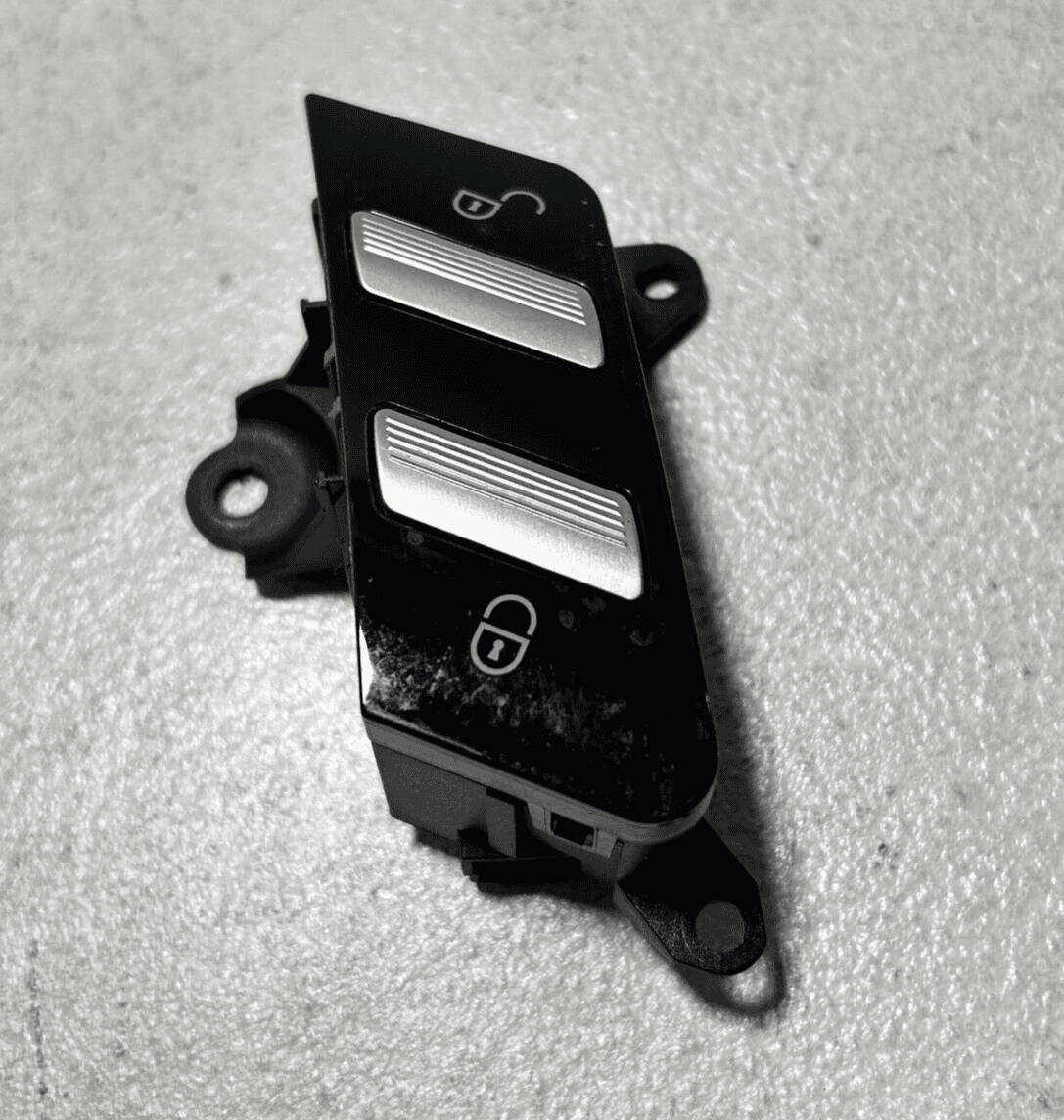 2012 MERCEDES S550 FRONT LEFT DRIVER SIDE DOOR LOCK UNLOCK SWITCH OEM