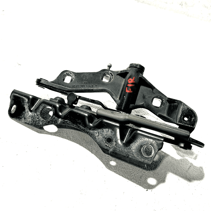 2007-2013 MERCEDES S550 W221 FRONT RIGHT PASSENGER SIDE HOOD HINGE BRACKET OEM