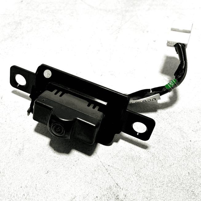 2018-2020 TOYOTA CAMRY REAR VIEW TRUNK LID BACKUP PARKING ASSIST CAMERA OEM