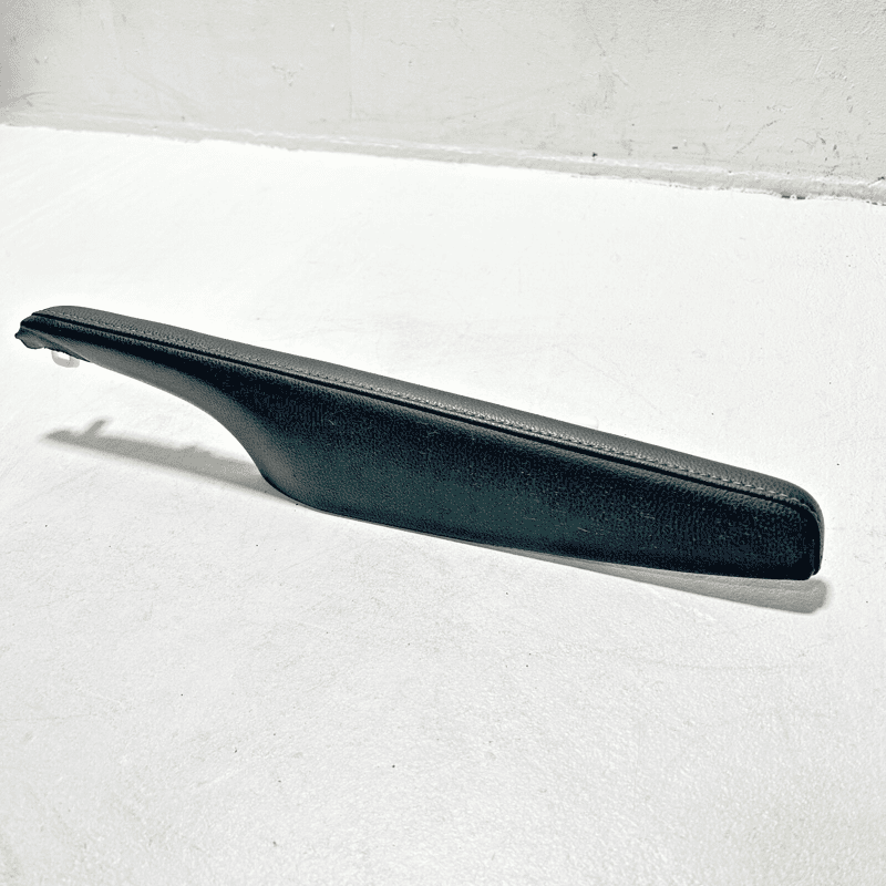 TOYOTA CAMRY 2018-24 FRONT LEFT DRIVER SIDE DOOR ARMREST LEATHER PANEL TRIM OEM